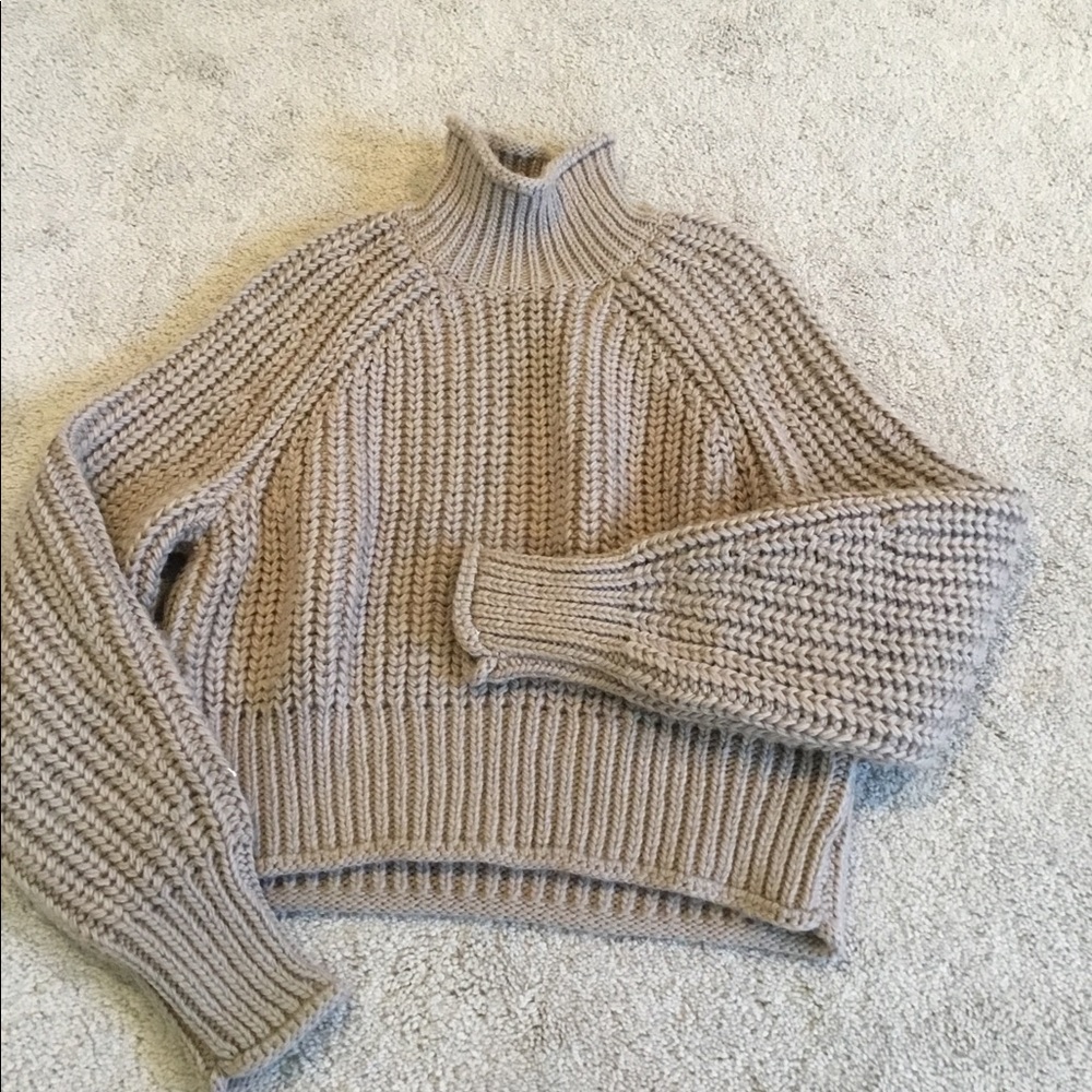 H&M sweater